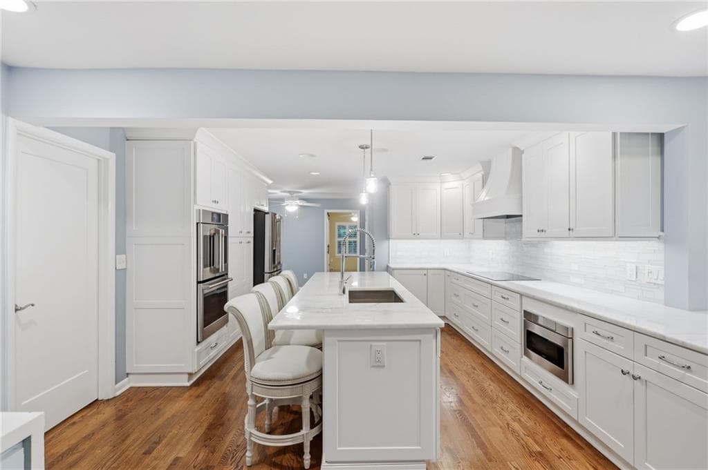 5 bedroom, 4 bathroom, 3,807 sq ft single family residence for sale at 4189 Tartan Way, Roswell, GA 30075 — photo 6