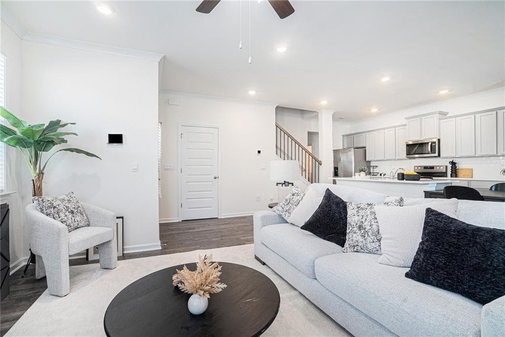 3 bedroom, 3 bathroom, 1,990 sq ft single family residence for rent at 607 Silver Moon Drive, Loganville, GA 30052 for $2,395 a month — photo 9