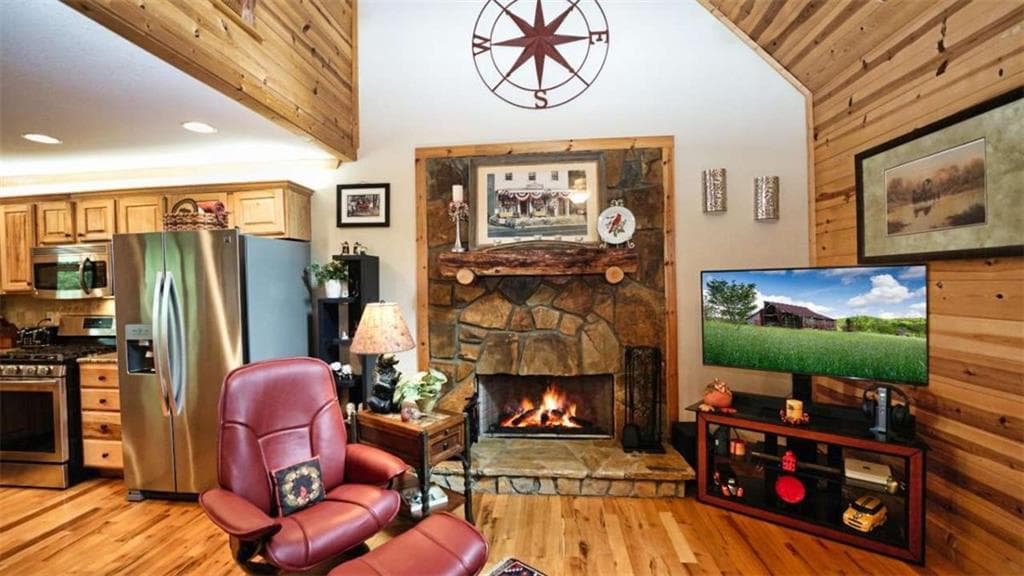 3 bedroom, 3 bathroom, 2,200 sq ft single family residence under contract at 193 Nonchalant Lane, Blairsville, GA 30512 — photo 7