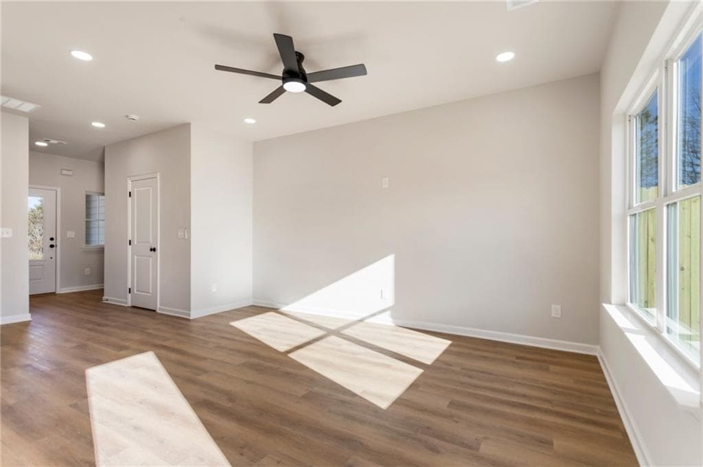 3 bedroom, 3 bathroom, 1,672 sq ft townhouse for rent at 14 Wade Street, Winder, GA 30680 for $2,200 a month — photo 8