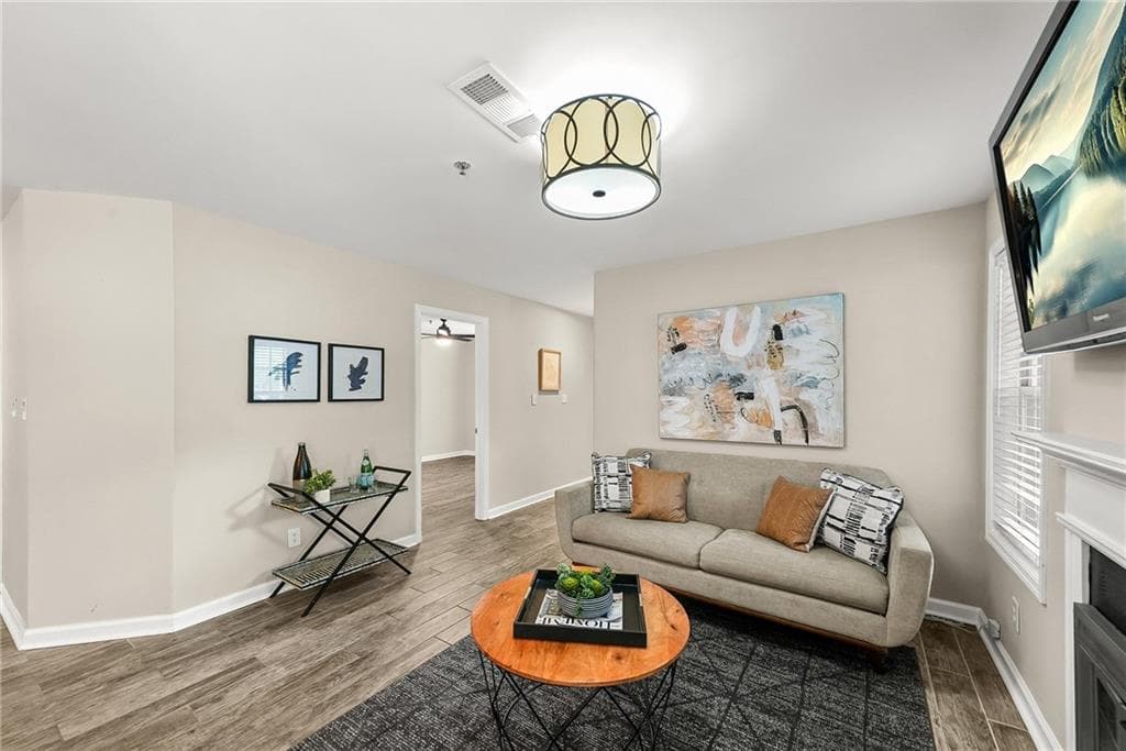 2 bedroom, 2 bathroom, 1,008 sq ft condominium for rent at 2174 River Heights Court, Marietta, GA 30067 for $2,000 a month — photo 2