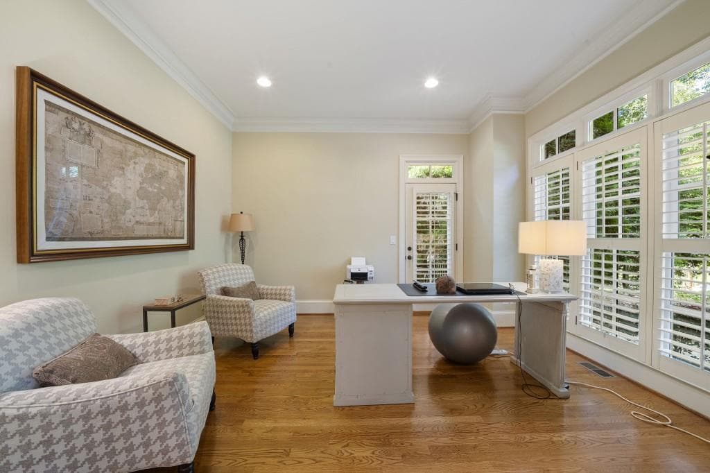5 bedroom, 6 bathroom, 6,440 sq ft single family residence for sale at 225 Skyridge Drive, Atlanta, GA 30350 — photo 9