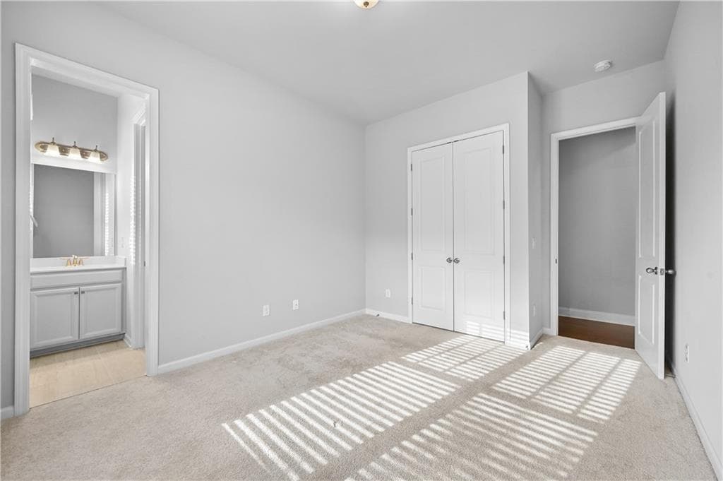 5 bedroom, 5 bathroom, 2,490 sq ft single family residence for rent at 4045 Suwanee Green Parkway, Suwanee, GA 30024 for $3,400 a month — photo 6