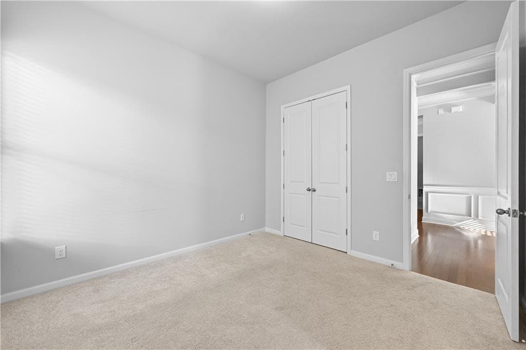 5 bedroom, 5 bathroom, 2,490 sq ft single family residence for rent at 4045 Suwanee Green Parkway, Suwanee, GA 30024 for $3,400 a month — photo 10