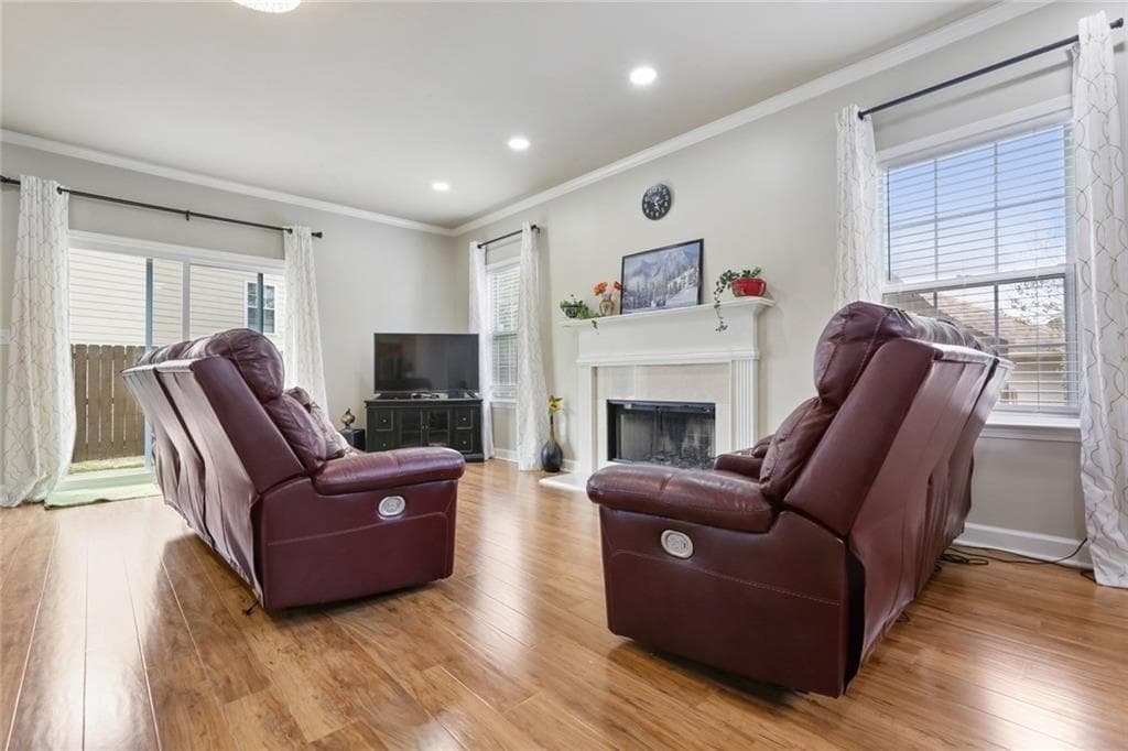 3 bedroom, 3 bathroom, 2,192 sq ft single family residence for sale at 4905 Weathervane Drive, Alpharetta, GA 30022 — photo 8