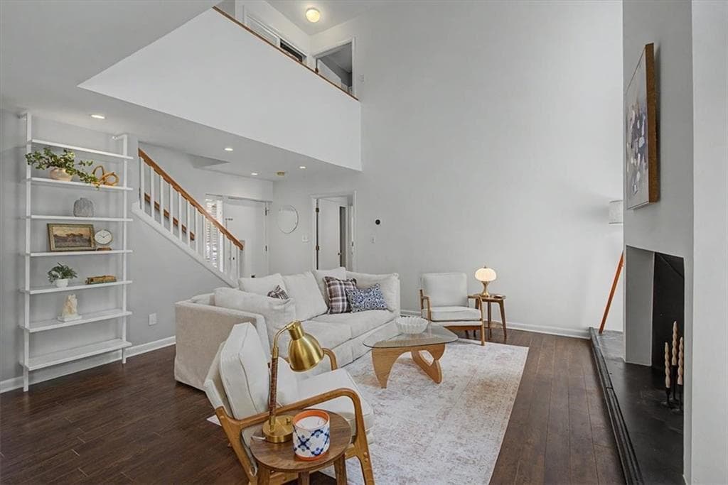 4 bedroom, 4 bathroom, 1,764 sq ft condominium for sale at 1323 S Ponce De Leon Avenue, Atlanta, GA 30306 — photo 3
