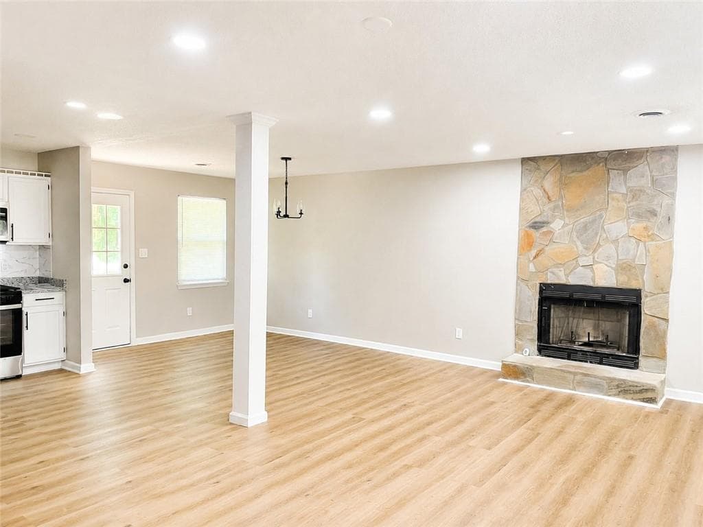 4 bedroom, 3 bathroom, 1,728 sq ft single family residence for rent at 3846 Narron Drive, Atlanta, GA 30331 for $2,595 a month — photo 4