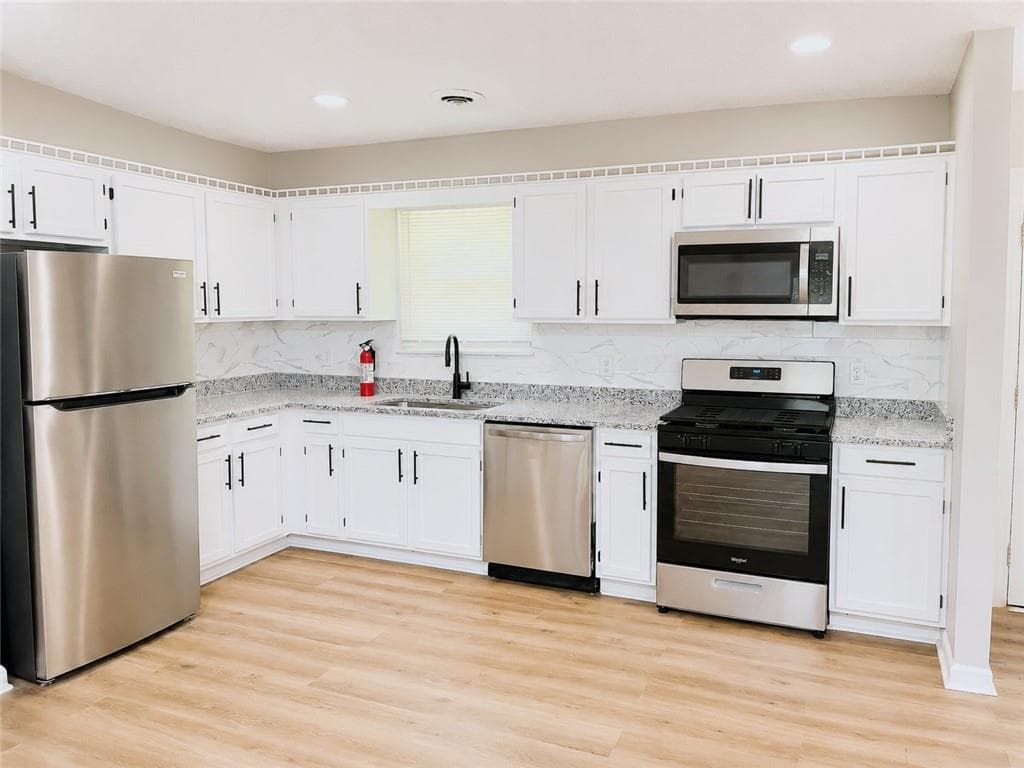 4 bedroom, 3 bathroom, 1,728 sq ft single family residence for rent at 3846 Narron Drive, Atlanta, GA 30331 for $2,595 a month — photo 5