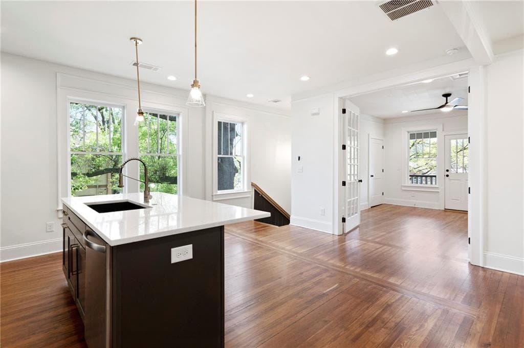 1 bedroom, 1 bathroom, 900 sq ft quadruplex for rent at 512 Ralph Mcgill Boulevard 3, Atlanta, GA 30312 for $2,300 a month — photo 3