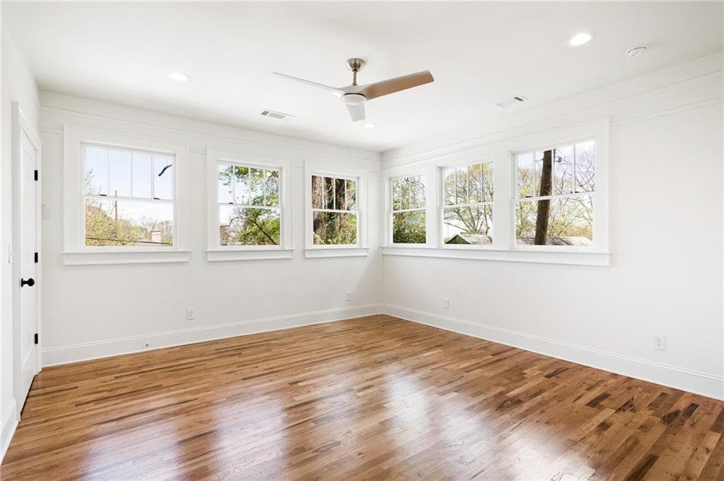 1 bedroom, 1 bathroom, 900 sq ft quadruplex for rent at 512 Ralph Mcgill Boulevard 3, Atlanta, GA 30312 for $2,300 a month — photo 6