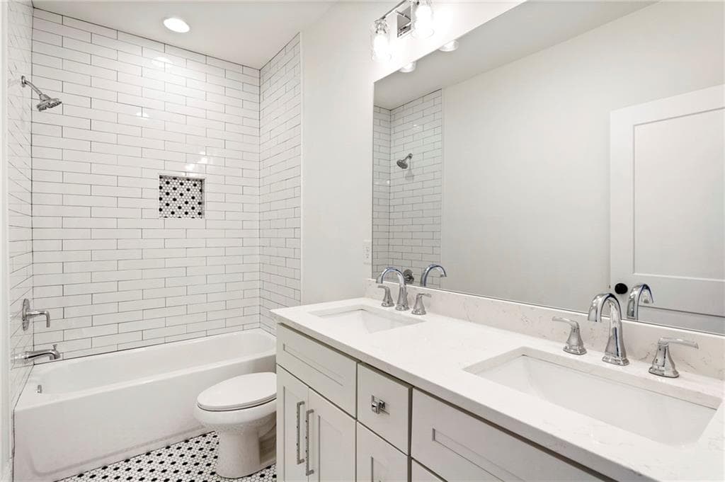 1 bedroom, 1 bathroom, 900 sq ft quadruplex for rent at 512 Ralph Mcgill Boulevard 3, Atlanta, GA 30312 for $2,300 a month — photo 7
