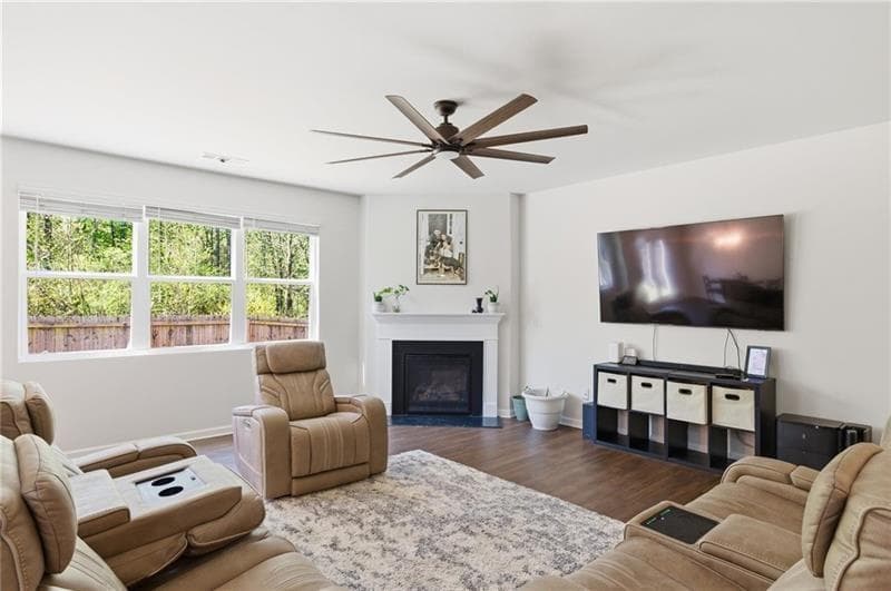 5 bedroom, 3 bathroom, 3,268 sq ft single family residence for rent at 296 Maple Brook Drive, Dawsonville, GA 30534 for $2,650 a month — photo 3