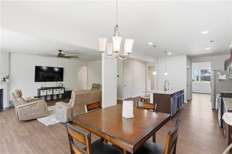 5 bedroom, 3 bathroom, 3,268 sq ft single family residence for rent at 296 Maple Brook Drive, Dawsonville, GA 30534 for $2,650 a month — photo 8