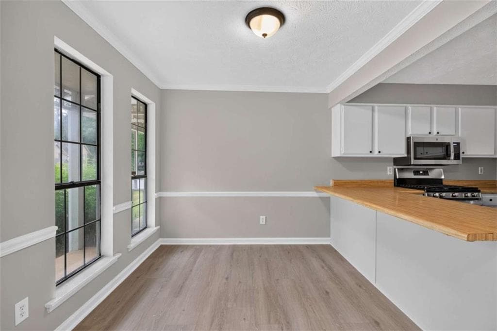 2 bedroom, 3 bathroom, 1,159 sq ft single family residence for sale at 791 Heritage Oaks Drive, Stone Mountain, GA 30088 — photo 4