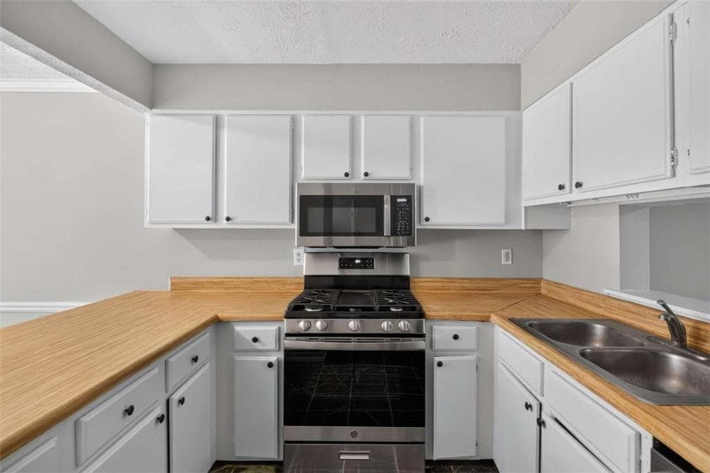 2 bedroom, 3 bathroom, 1,159 sq ft single family residence for sale at 791 Heritage Oaks Drive, Stone Mountain, GA 30088 — photo 7