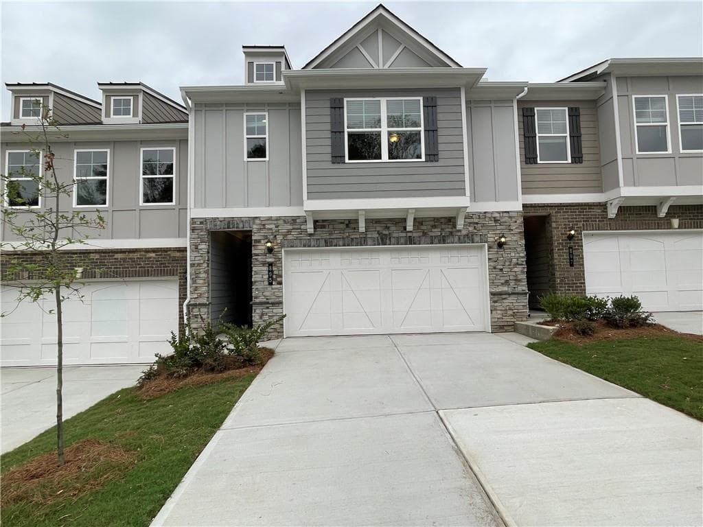 3 bedroom, 3 bathroom, 1,912 sq ft single family residence for sale at 885 Counterpoint Drive, Decatur, GA 30032