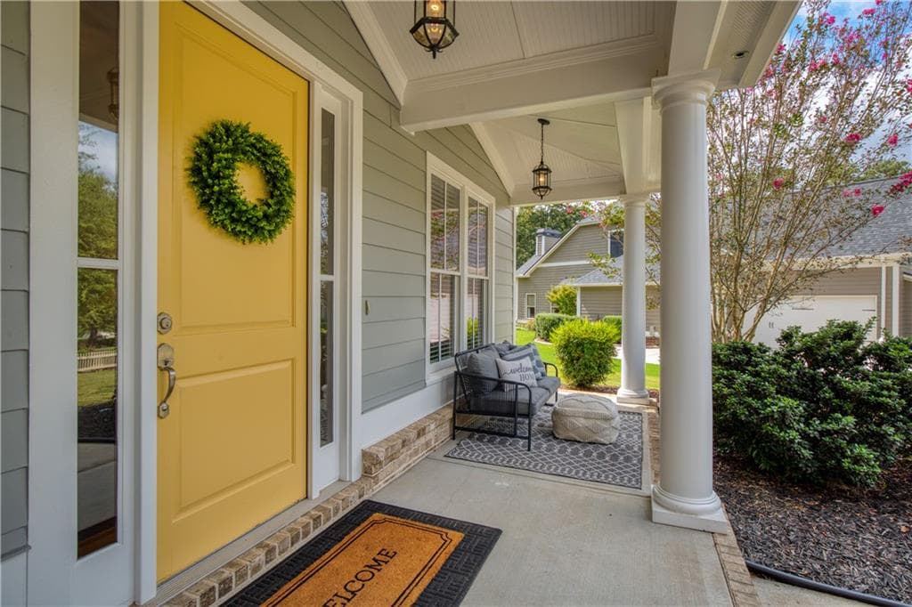 5 bedroom, 4 bathroom, 4,254 sq ft single family residence for sale at 4115 Williams Point Drive, Cumming, GA 30028 — photo 4