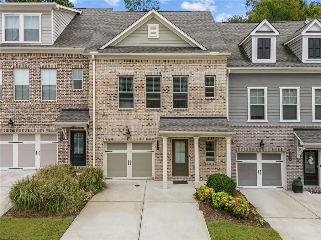 3 bedroom, 3 bathroom, 1,846 sq ft townhouse for rent at 1404 Ridgebend Way, Mableton, GA 30126 for $3,100 a month — photo 1 of 35