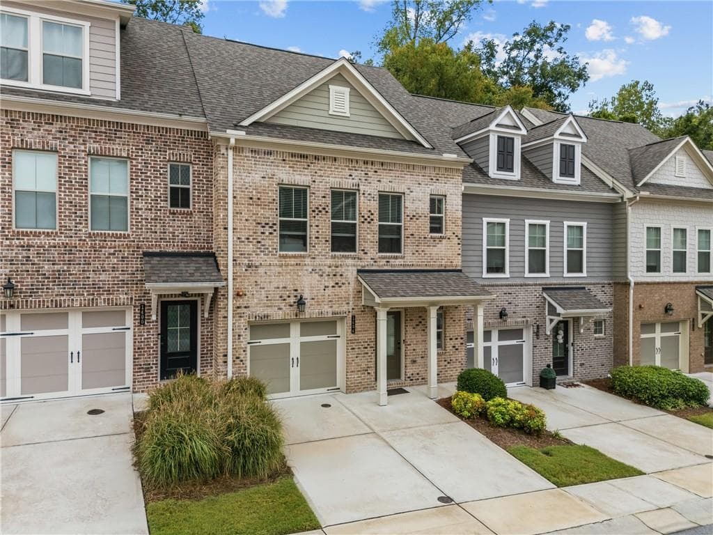 3 bedroom, 3 bathroom, 1,846 sq ft townhouse for rent at 1404 Ridgebend Way, Mableton, GA 30126 for $3,100 a month — photo 2