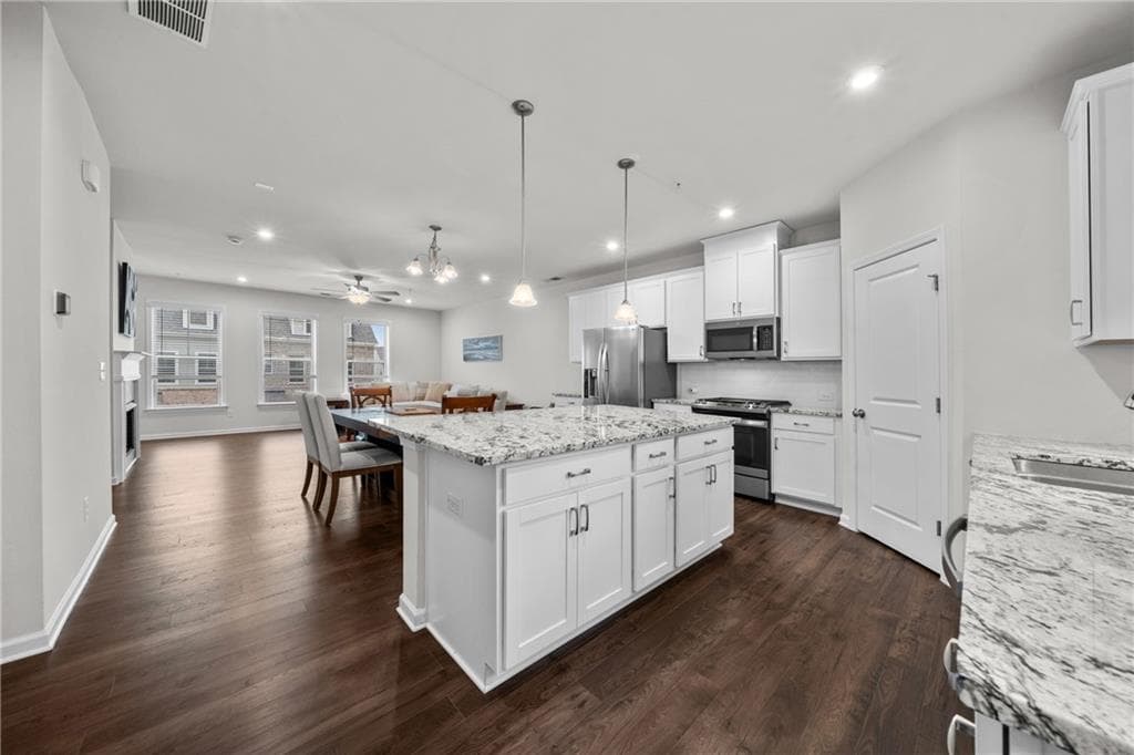 3 bedroom, 3 bathroom, 1,846 sq ft townhouse for rent at 1404 Ridgebend Way, Mableton, GA 30126 for $3,100 a month — photo 10