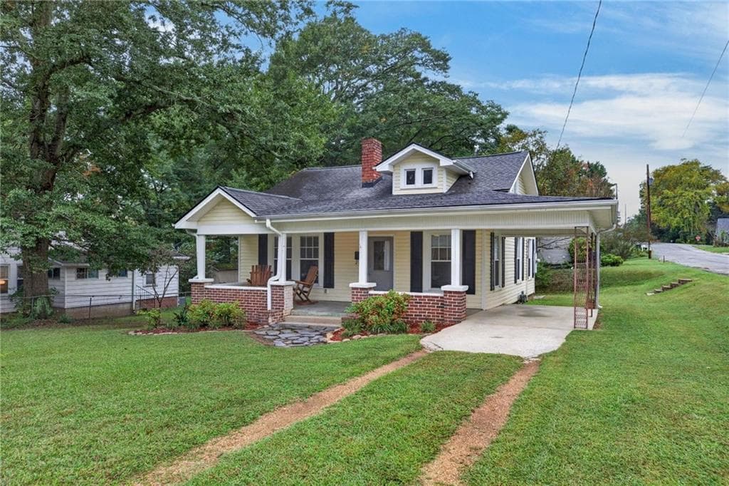 2 bedroom, 1 bathroom, 1,038 sq ft single family residence for sale at 303 Bluff Street, Rockmart, GA 30141 — photo 5