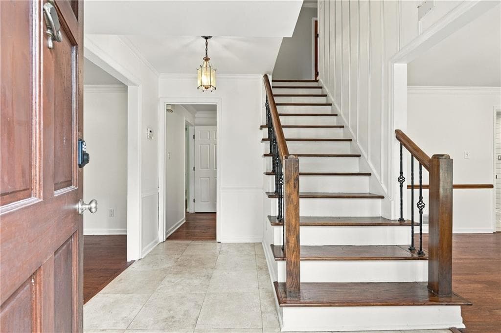 5 bedroom, 3 bathroom, 4,435 sq ft single family residence for rent at 5291 Manhasset Cove, Dunwoody, GA 30338 for $4,100 a month — photo 3