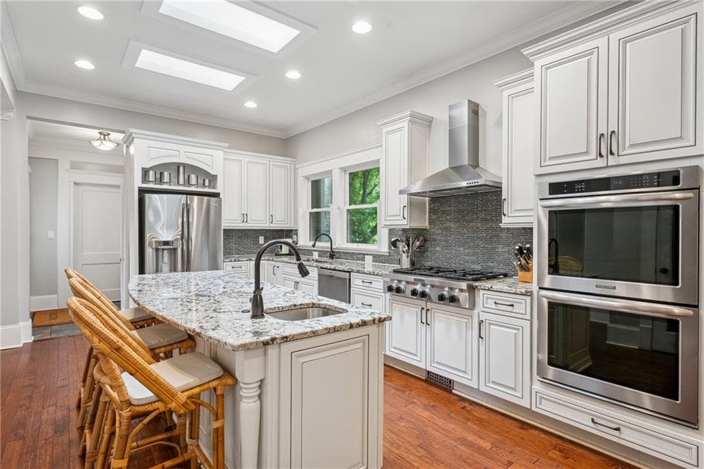 4 bedroom, 3 bathroom, 2,957 sq ft single family residence for rent at 1016 Highland View, Atlanta, GA 30306 for $8,500 a month — photo 6