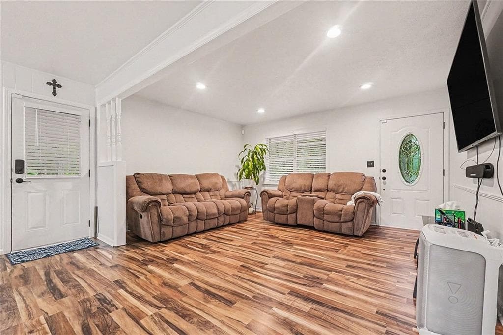 3 bedroom, 2 bathroom, 1,305 sq ft single family residence for sale at 5714 Amalfi Way, Douglasville, GA 30135 — photo 7