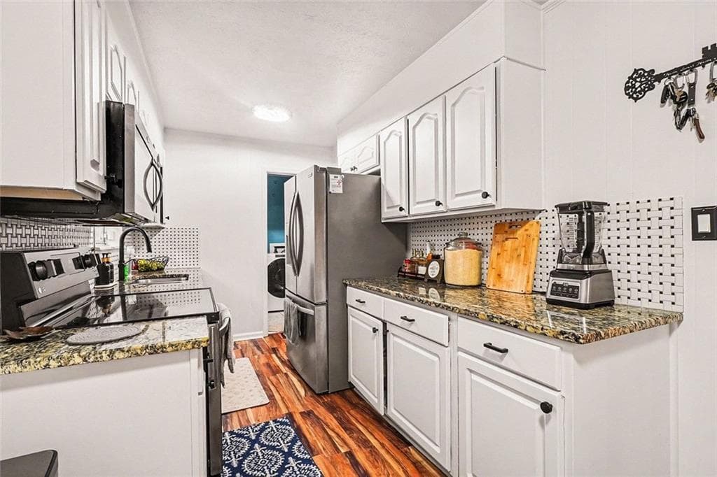 3 bedroom, 2 bathroom, 1,305 sq ft single family residence for sale at 5714 Amalfi Way, Douglasville, GA 30135 — photo 10