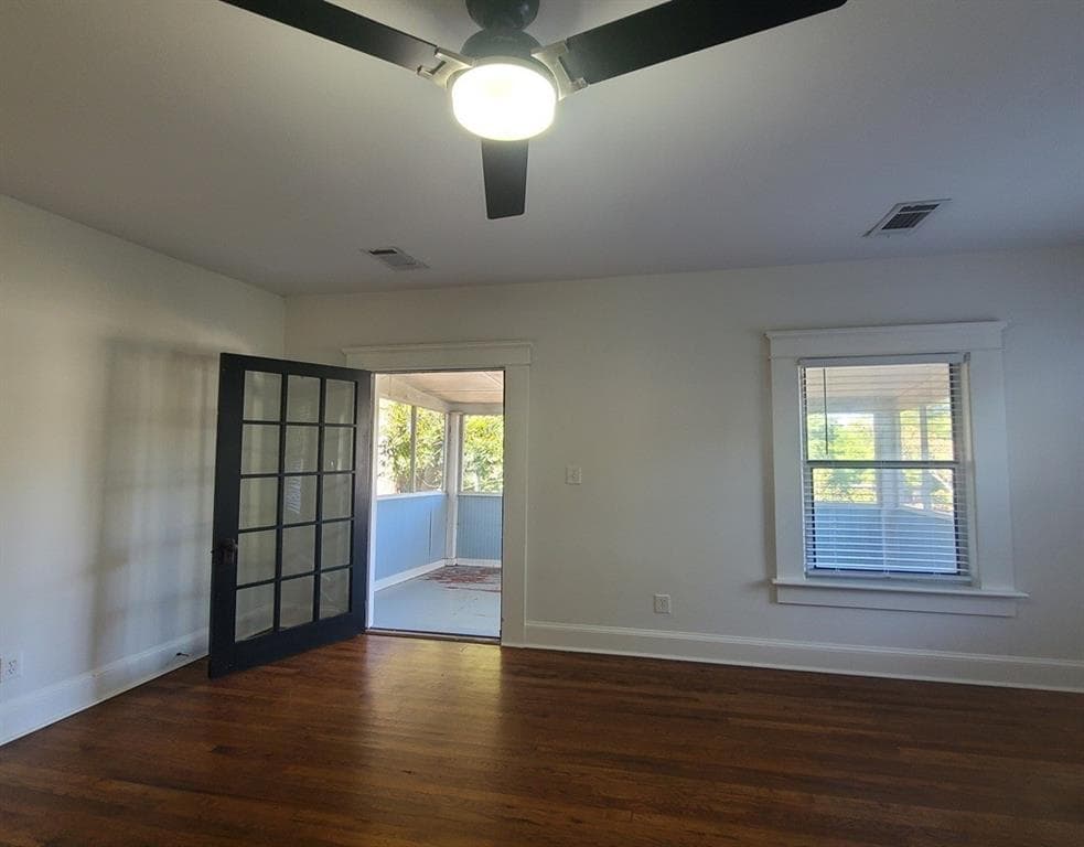 2 bedroom, 1 bathroom, 1,500 sq ft duplex for rent at 39 Howard Street 2, Atlanta, GA 30317 for $2,495 a month — photo 6