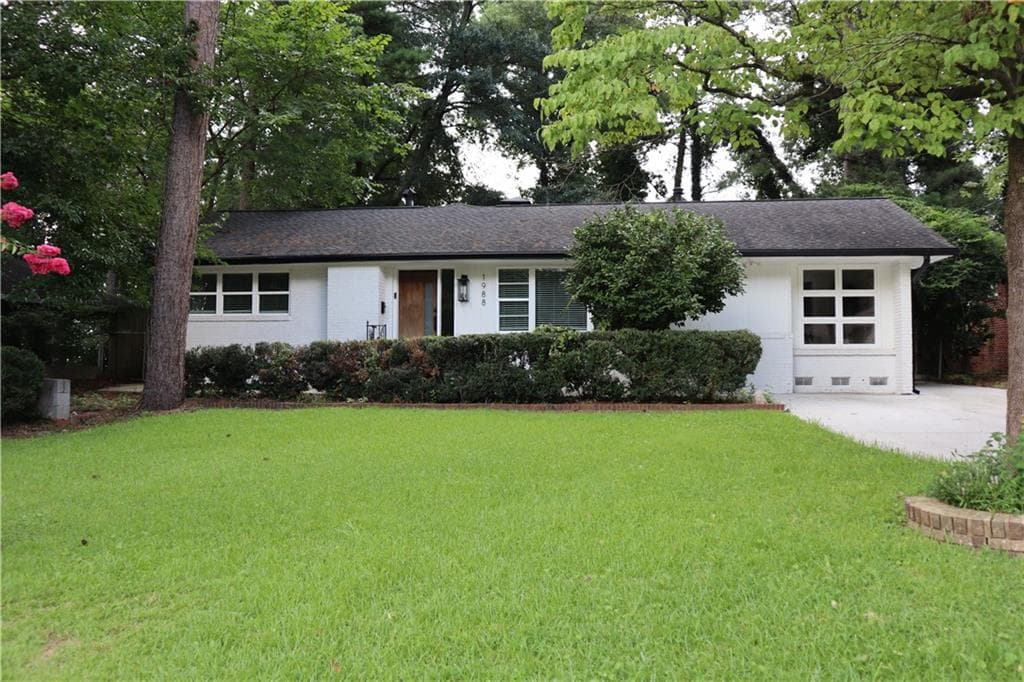 3 bedroom, 3 bathroom, 2,490 sq ft single family residence for sale at 1988 Brewer Boulevard, Atlanta, GA 30310 — photo 1 of 48