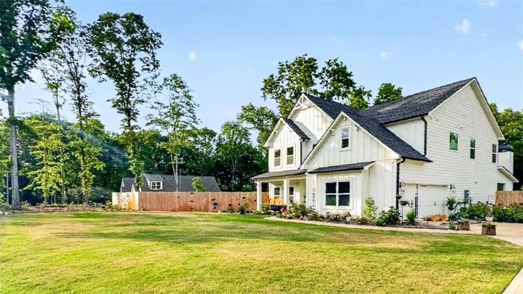 5 bedroom, 3 bathroom, 2,700 sq ft single family residence for sale at 4947 Emory Griffin Road, Gillsville, GA 30543 — photo 6