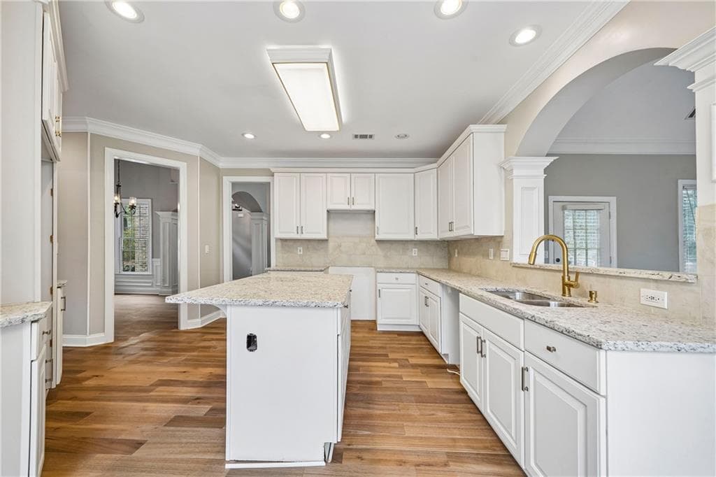 3 bedroom, 3 bathroom, 2,902 sq ft single family residence for sale at 4519 Knightsbridge Road, Flowery Branch, GA 30542 — photo 8