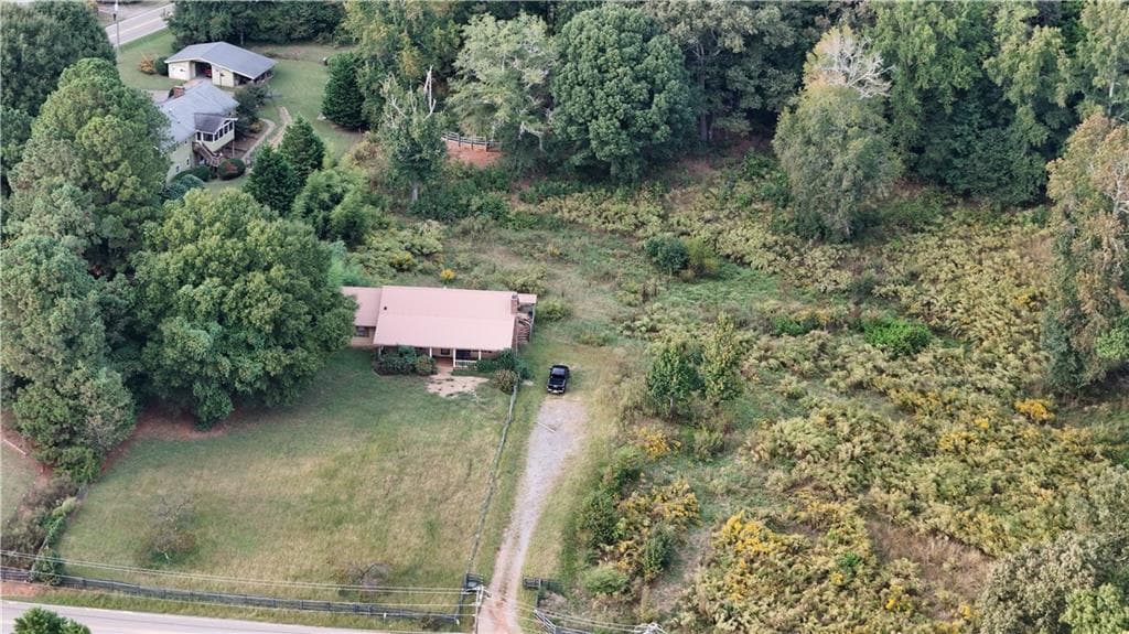 single family residence for sale at 7580 Bates Drive, Alpharetta, GA 30004 — photo 8