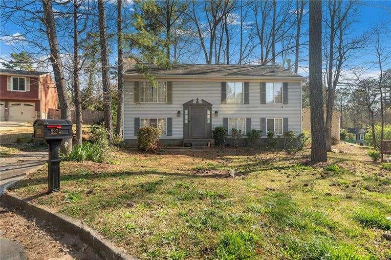 4 bedroom, 4 bathroom single family residence for sale at 3274 Adelade Court, Lithonia, GA 30038 — photo 2