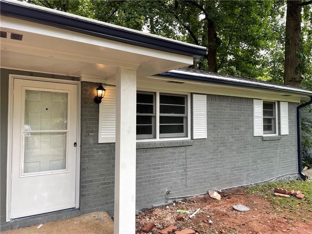 2 bedroom, 1 bathroom, 700 sq ft quadruplex for rent at 665 Barnes Drive 4, Mableton, GA 30126 for $1,250 a month — photo 2