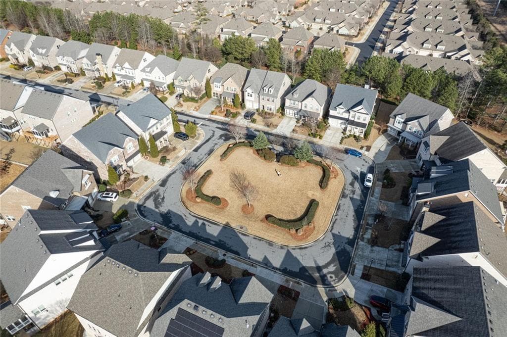 4 bedroom, 4 bathroom, 3,232 sq ft single family residence for sale at 11395 Easthaven Pl, Johns Creek, GA 30097 — photo 2