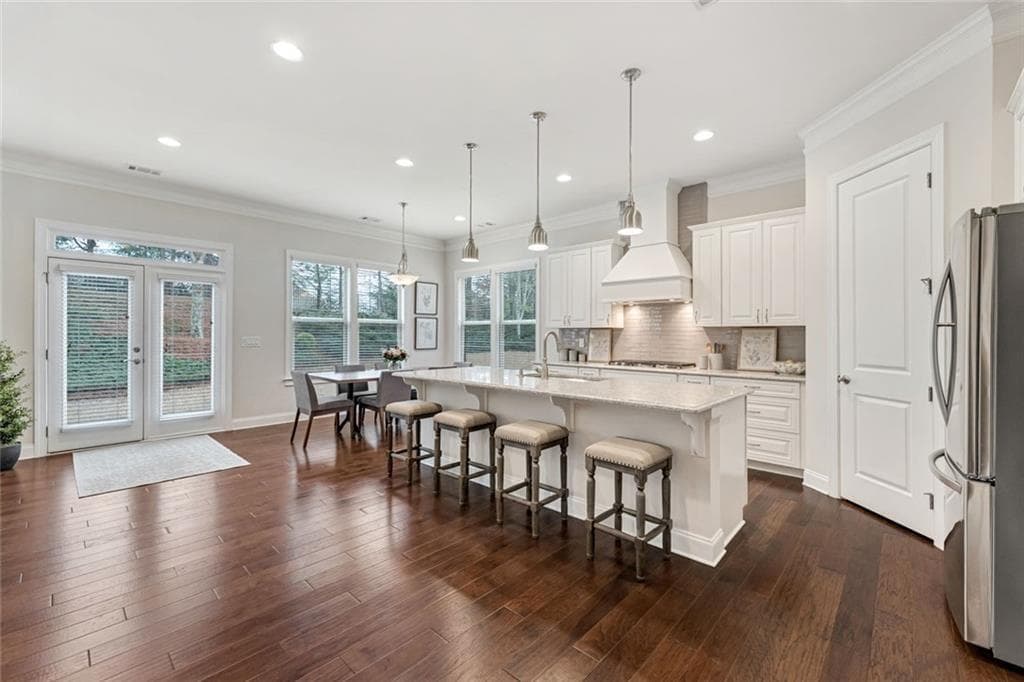 4 bedroom, 4 bathroom, 3,232 sq ft single family residence for sale at 11395 Easthaven Pl, Johns Creek, GA 30097 — photo 8