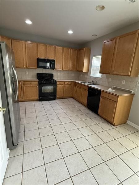 4 bedroom, 3 bathroom, 2,554 sq ft single family residence for rent at 1667 Overview Circle, Lawrenceville, GA 30044 for $2,500 a month — photo 9
