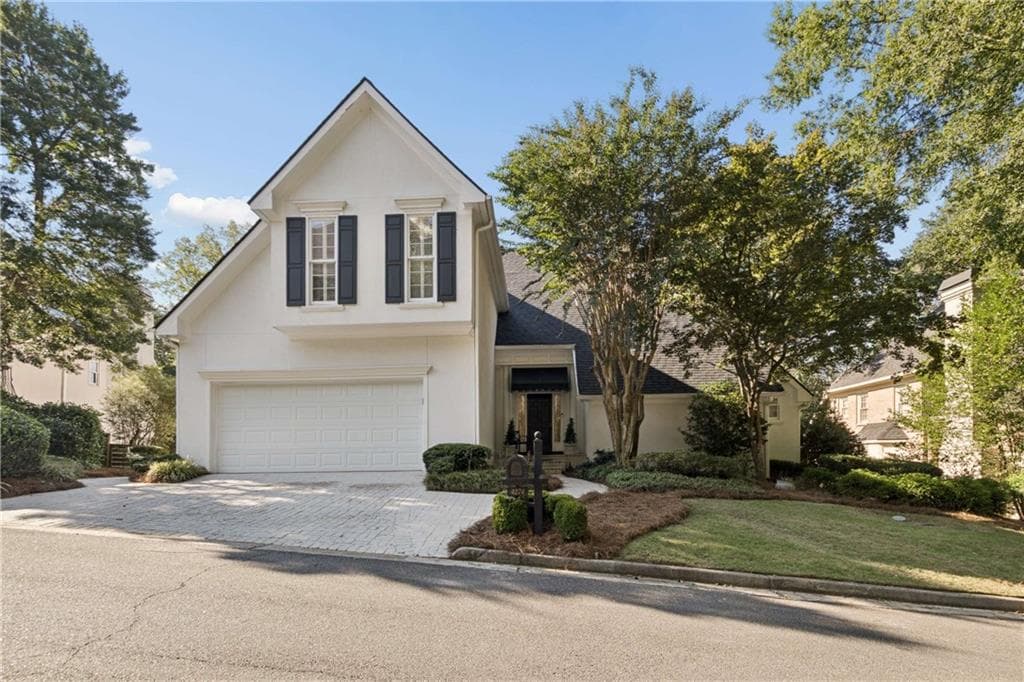 5 bedroom, 7 bathroom, 4,500 sq ft single family residence for sale at 4274 Wieuca Overlook, Atlanta, GA 30342 — photo 1 of 36