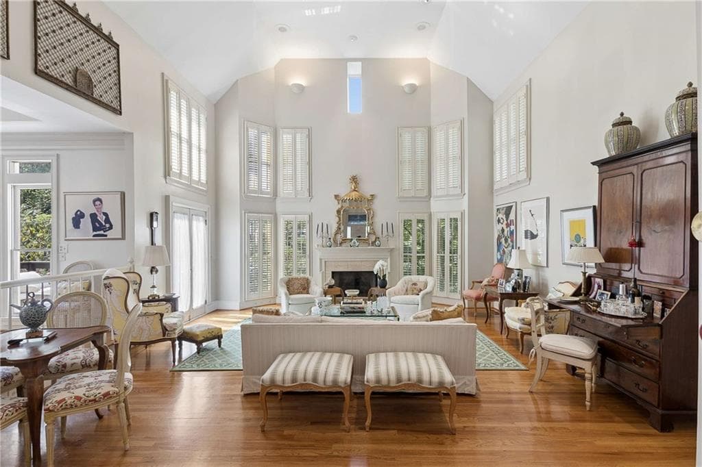5 bedroom, 7 bathroom, 4,500 sq ft single family residence for sale at 4274 Wieuca Overlook, Atlanta, GA 30342 — photo 6