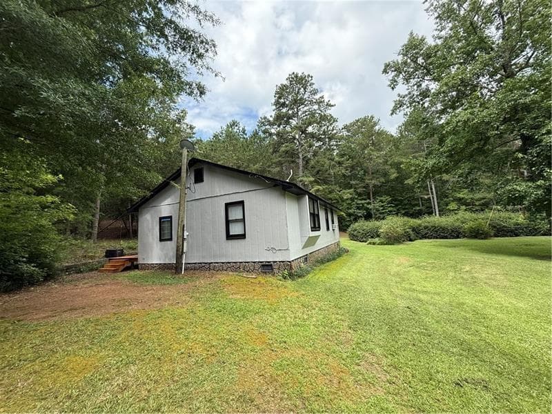 3 bedroom, 1 bathroom, 1,187 sq ft single family residence for sale at 1529 Shiloh Road, Cedartown, GA 30125 — photo 3