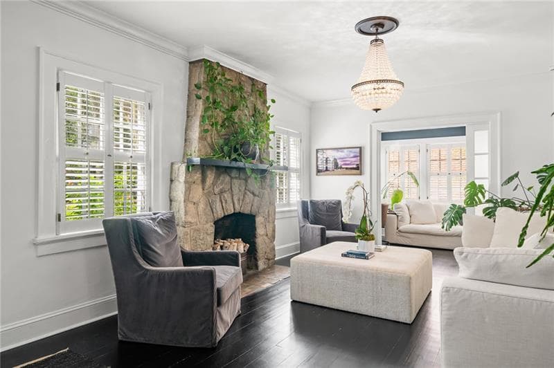 4 bedroom, 3 bathroom, 2,618 sq ft single family residence for rent at 578 Montgomery Ferry Road A, Atlanta, GA 30324 for $7,500 a month — photo 7