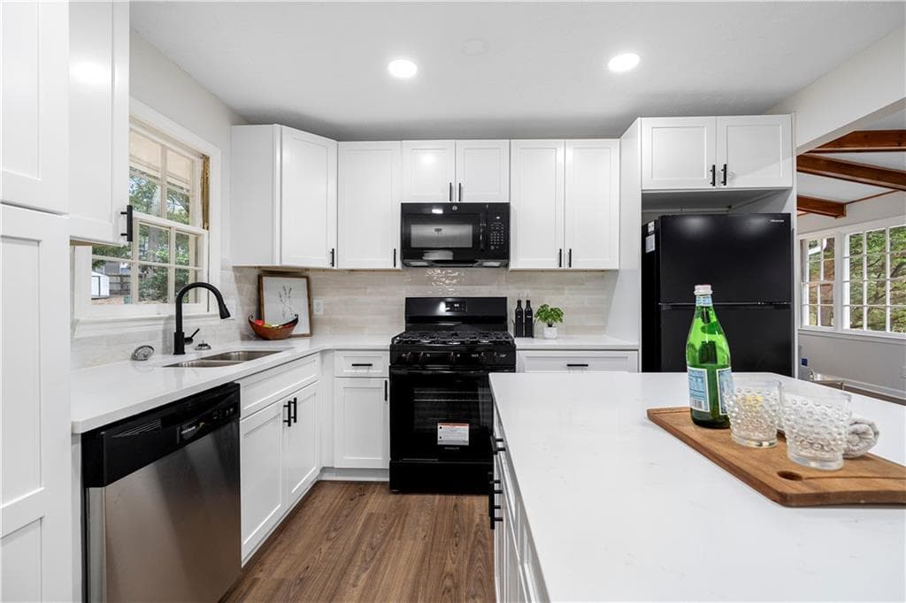 4 bedroom, 2 bathroom, 1,826 sq ft single family residence for sale at 2751 Dunwood Lane, Acworth, GA 30102 — photo 9