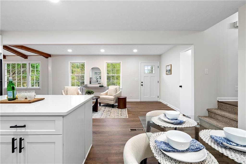 4 bedroom, 2 bathroom, 1,826 sq ft single family residence for sale at 2751 Dunwood Lane, Acworth, GA 30102 — photo 10