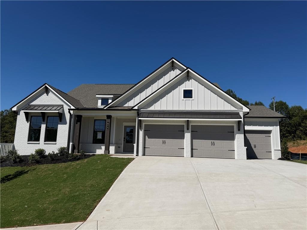 4 bedroom, 4 bathroom, 3,064 sq ft single family residence for sale at 672 Gadwall Circle, Jefferson, GA 30549