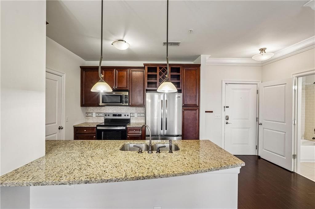 2 bedroom, 2 bathroom, 1,002 sq ft condominium for sale at 901 Abernathy Road 6230, Sandy Springs, GA 30328 — photo 10