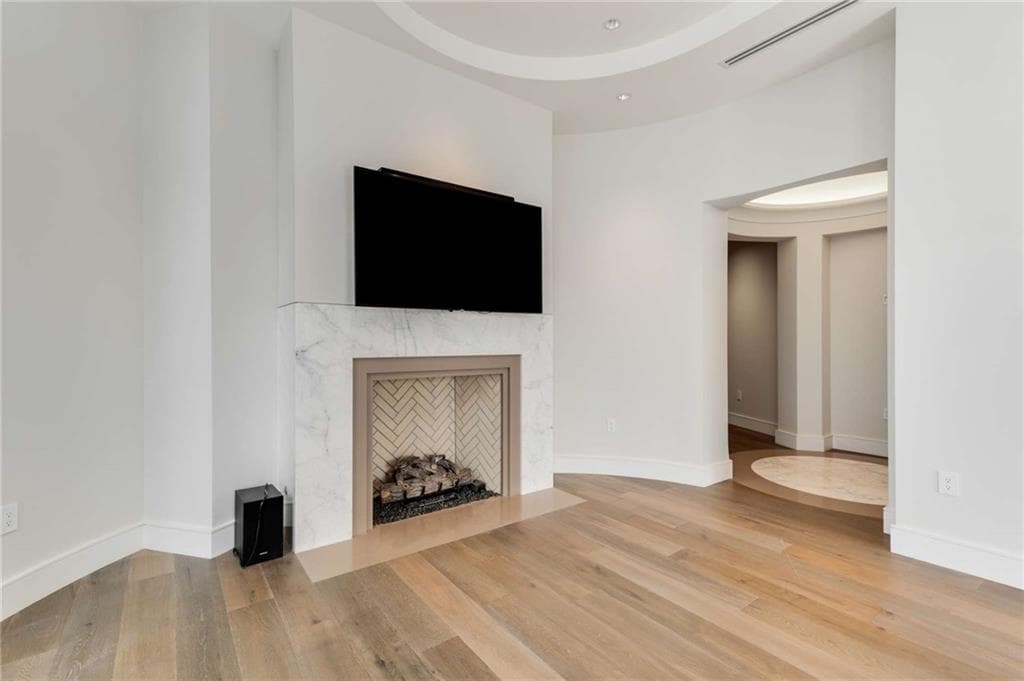3 bedroom, 4 bathroom, 3,407 sq ft condominium for rent at 3376 Peachtree Road 33B, Atlanta, GA 30326 for $13,000 a month — photo 7