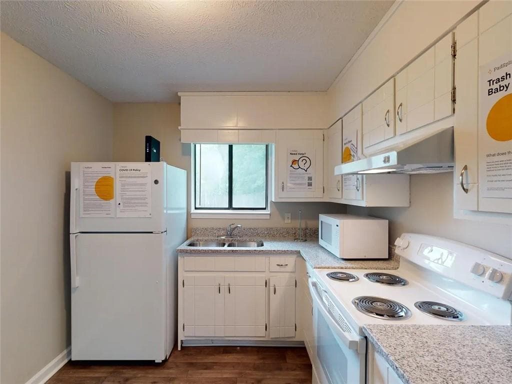 other for sale at 7344 Camelot Court, Riverdale, GA 30296 — photo 6