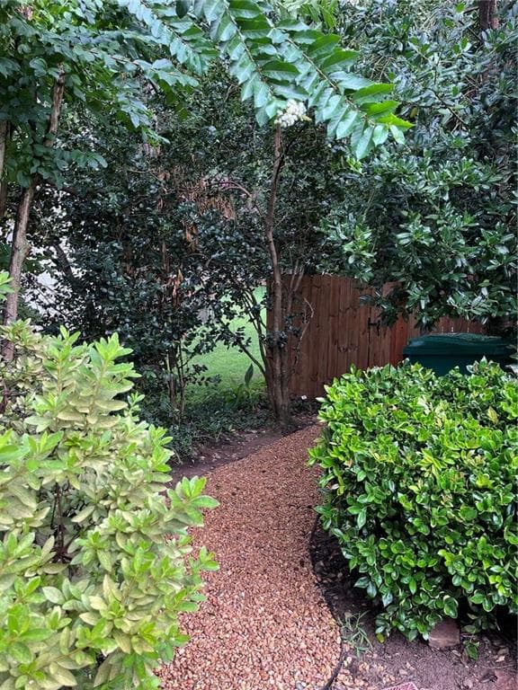 2 bedroom, 1 bathroom, 4,355 sq ft apartment for rent at 1311 Mile Post Drive, Atlanta, GA 30338 for $1,495 a month — photo 3